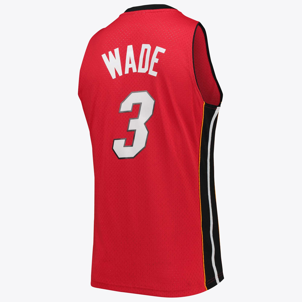 Miami Heat Mitchell & Ness NBA Dwyane Wade Alternate 2005 Hardwood Classics Swingman Jersey