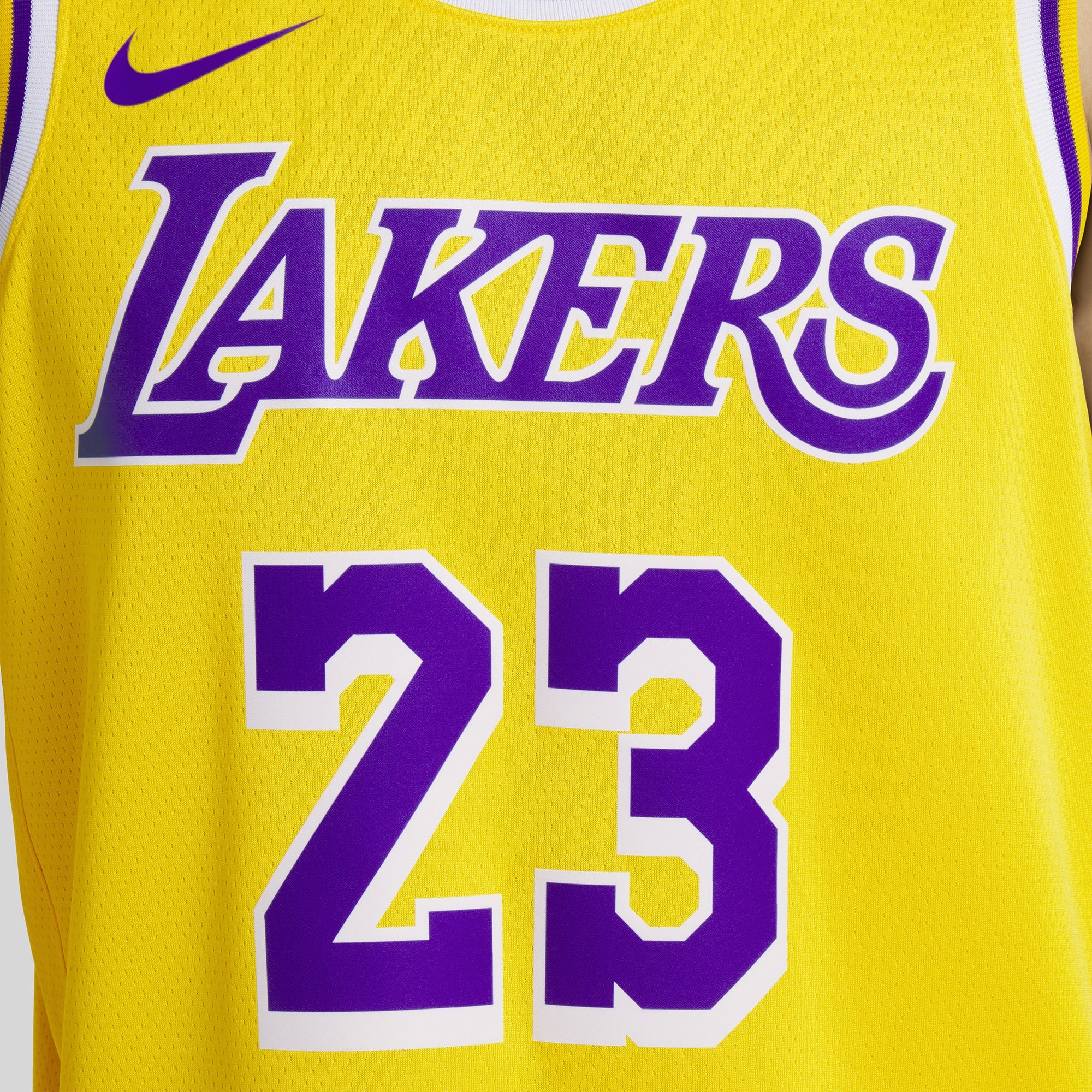 Los Angeles Lakers Nike Icon Swingman Jersey - LeBron James - Unisex