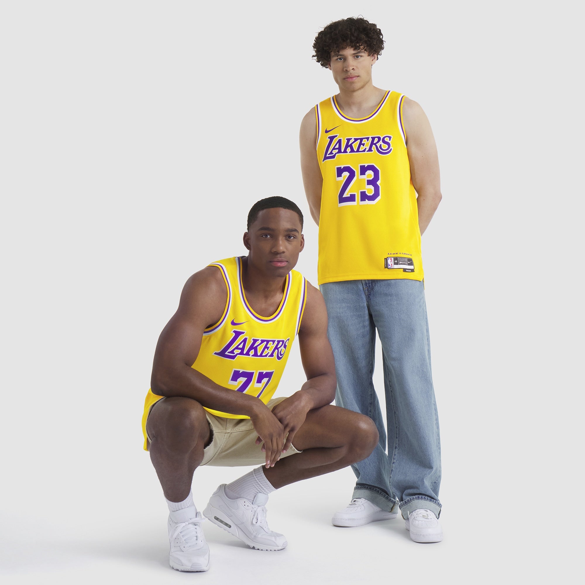 Los Angeles Lakers Nike Icon Swingman Jersey - LeBron James - Unisex
