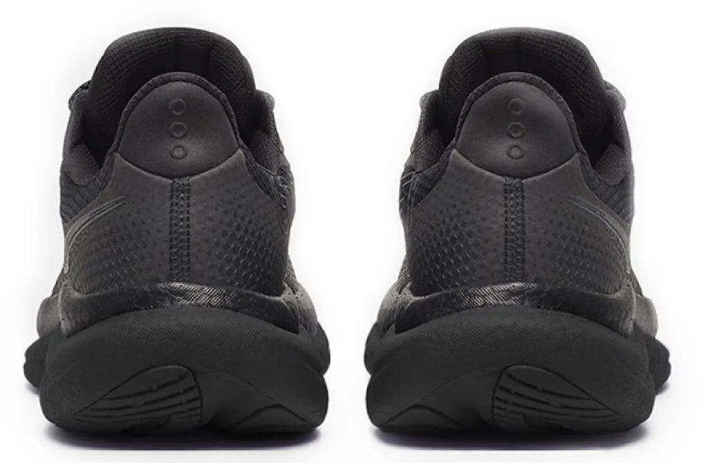 Saucony Triumph 23 GORE-TEX Men's Running Shoes - Black | Running & Training
