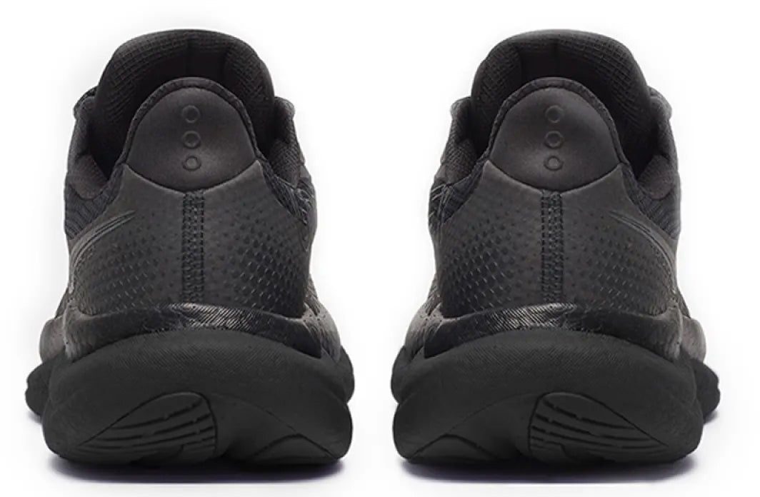 Saucony Triumph 23 GORE-TEX Men's Running Shoes - Black | Running & Training