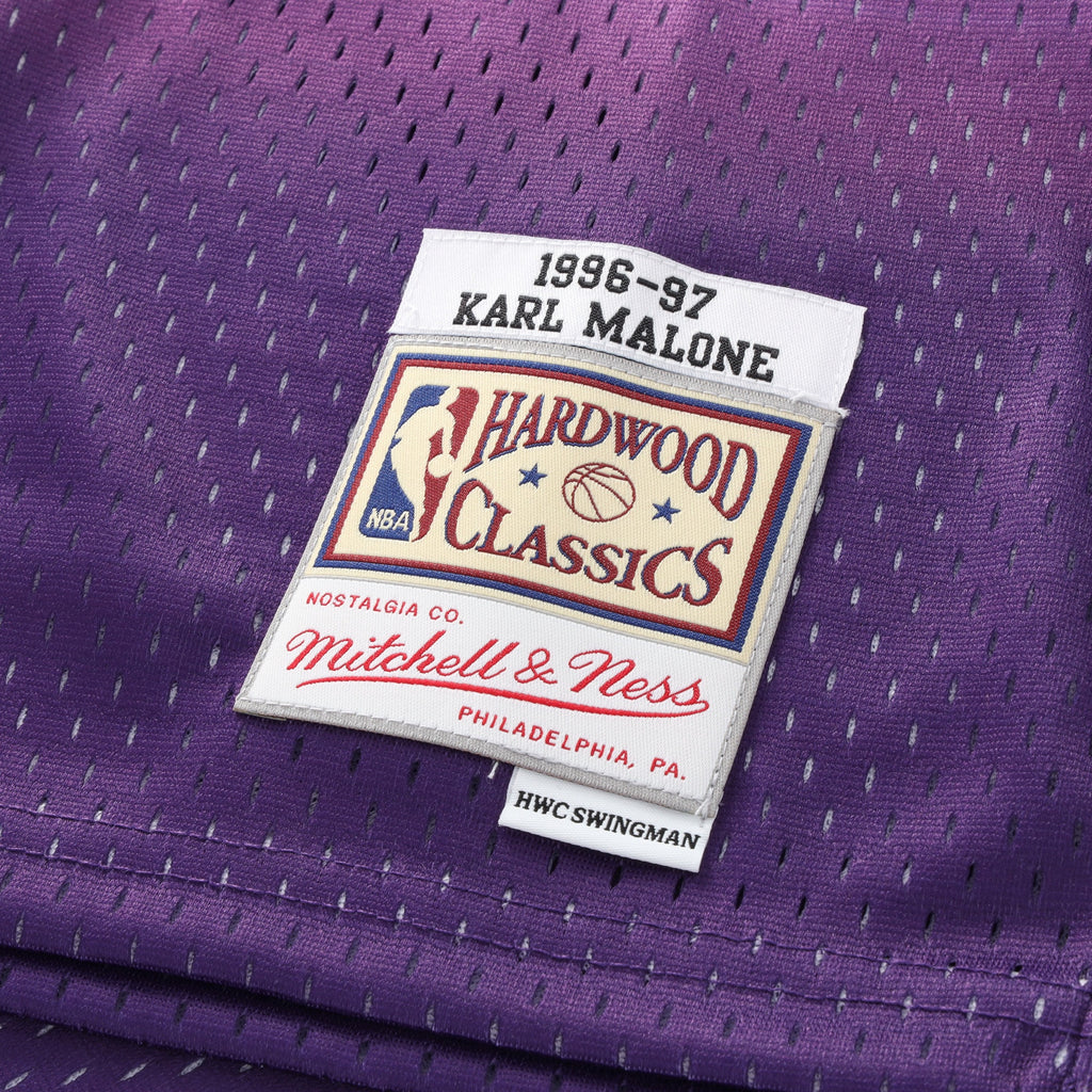 Utah Jazz Mitchell & Ness Road Swingman Jersey - Karl Malone - Youth